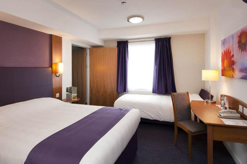 Premier Inn Glasgow Milngavie Εξωτερικό φωτογραφία